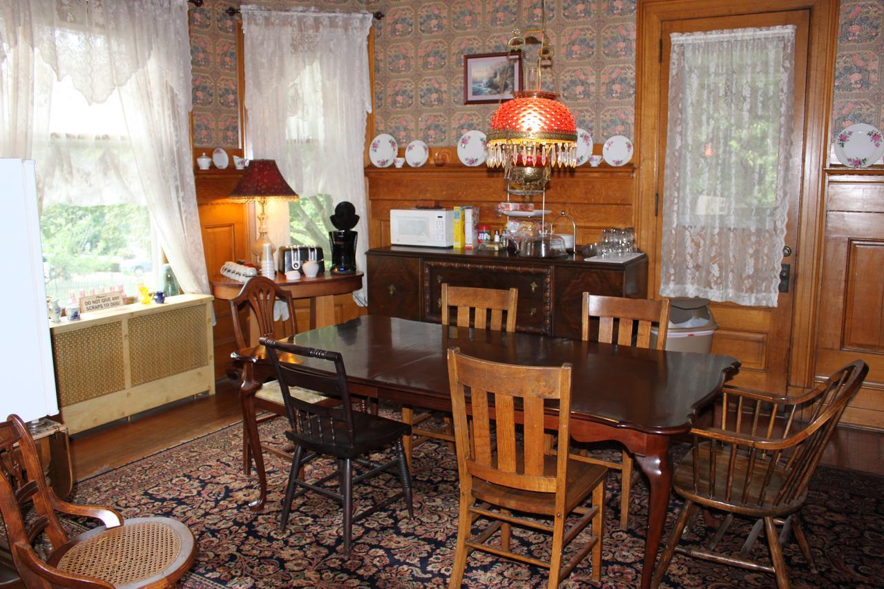 Victorian Charm Inn Towanda Eksteriør bilde