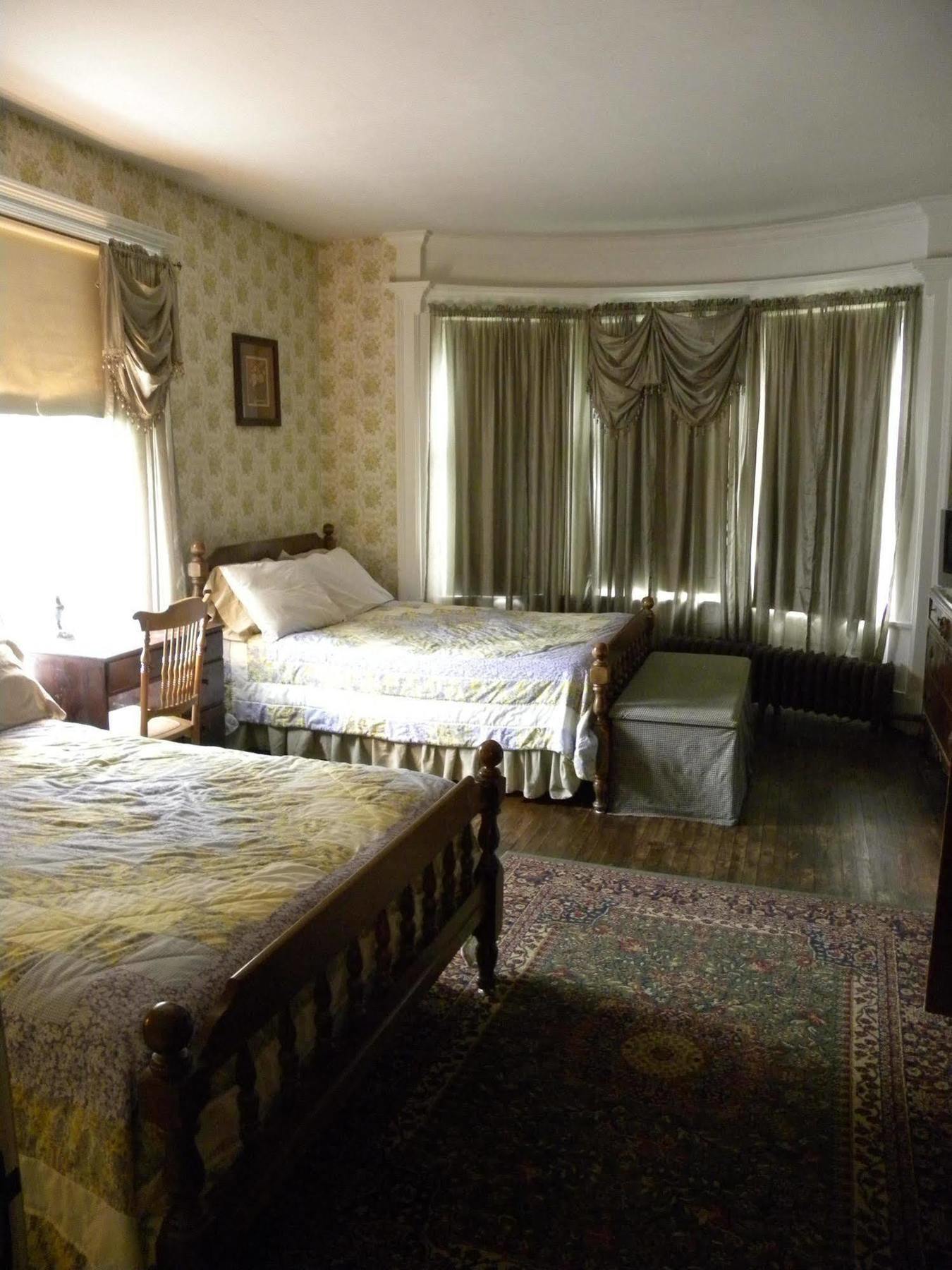 Victorian Charm Inn Towanda Eksteriør bilde