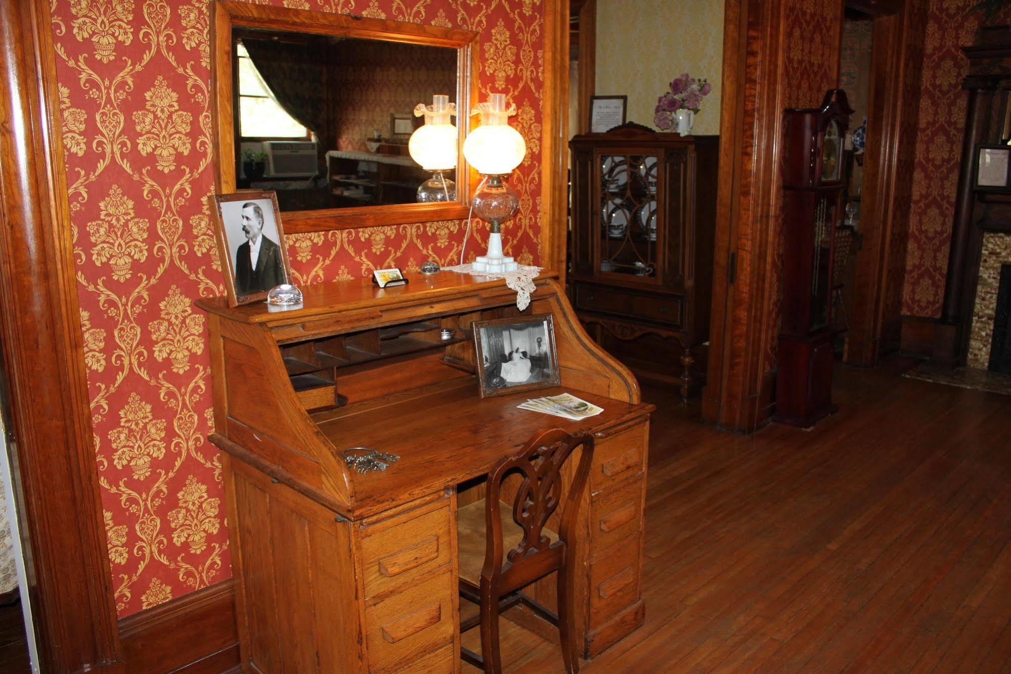 Victorian Charm Inn Towanda Eksteriør bilde